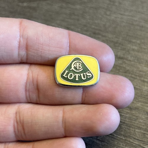 Lotus motor car enamel lapel - motor,