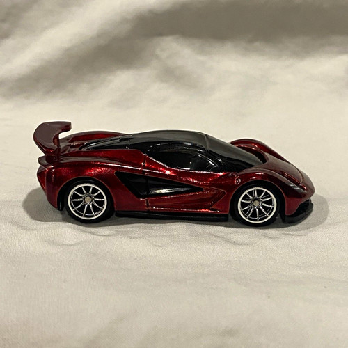Hot wheels lotus - evija,