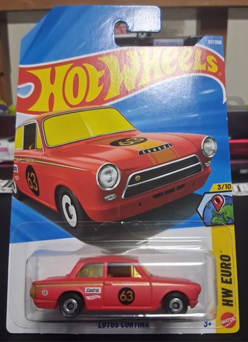 Hot wheels lotus cortina - hot,