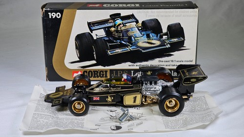 Corgi jps lotus formula - lotus, no