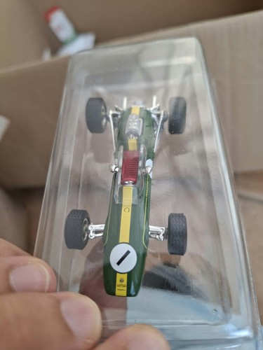 Rba lotus type 1965 die - lotus, 33