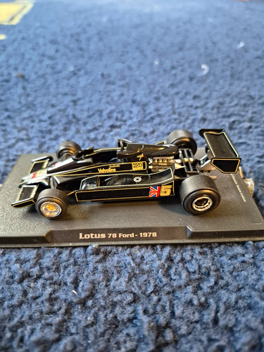 Mario andretti lotus - mario, ford